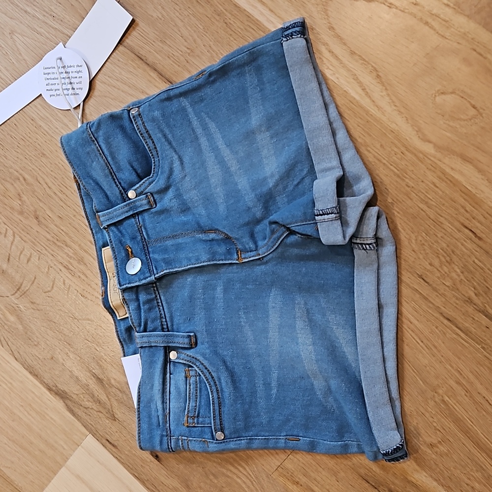 Joe's Mid Rise Stretch Denim Shorts NWT sz 10